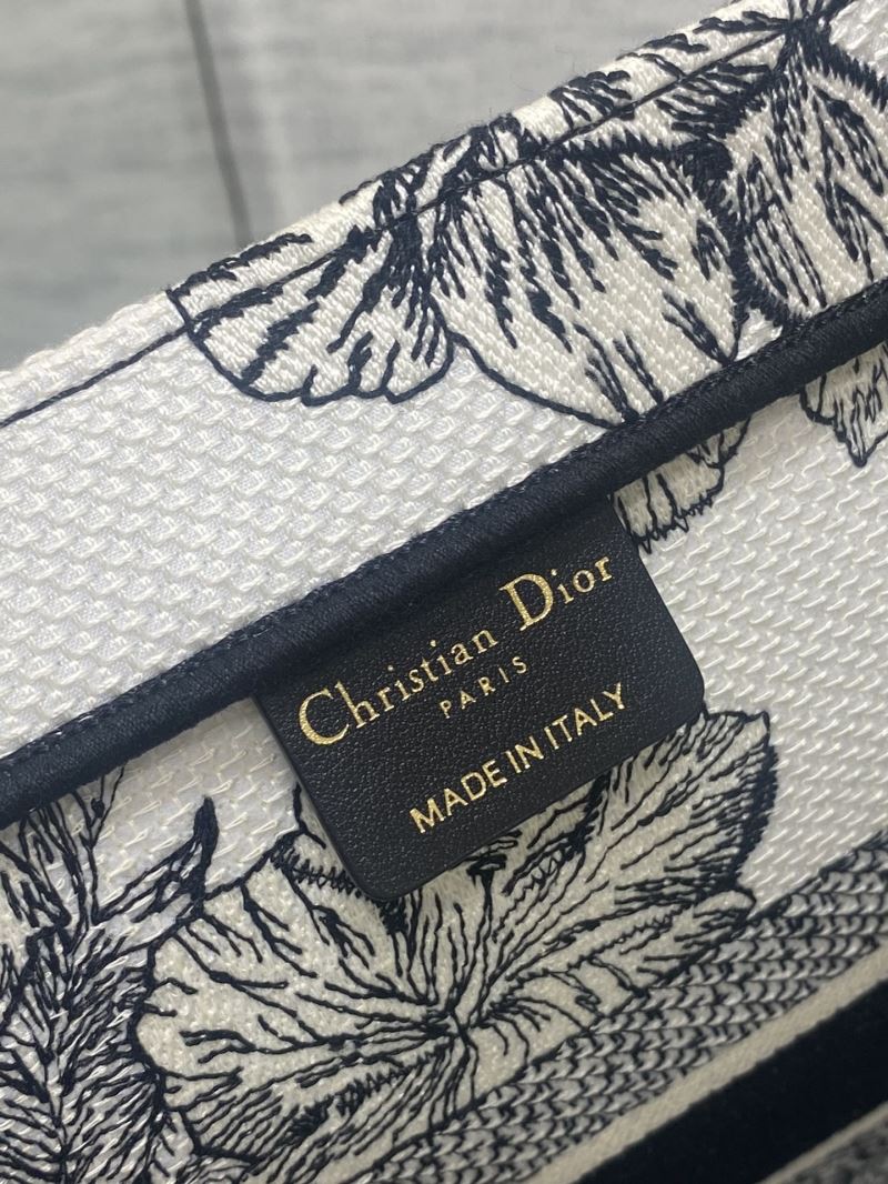 Christian Dior Shopping Bags